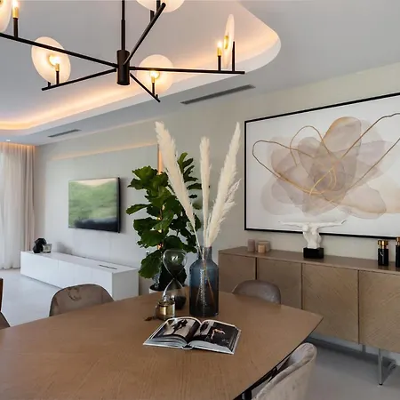 Exceptional 3 Bedroom Duplex Penthouse In Epic